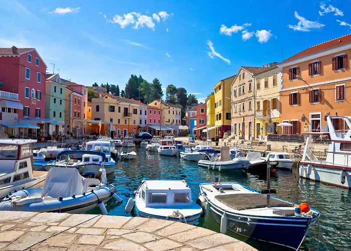 In 14957 * Veli Lošinj