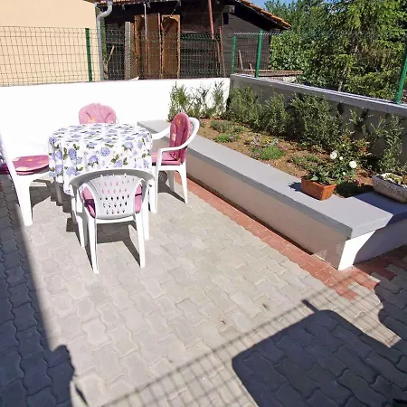 Apartment In 14957 Veli Losinj