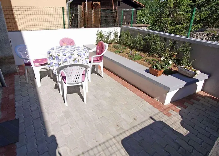 Apartamento In 14957 Veli Lošinj